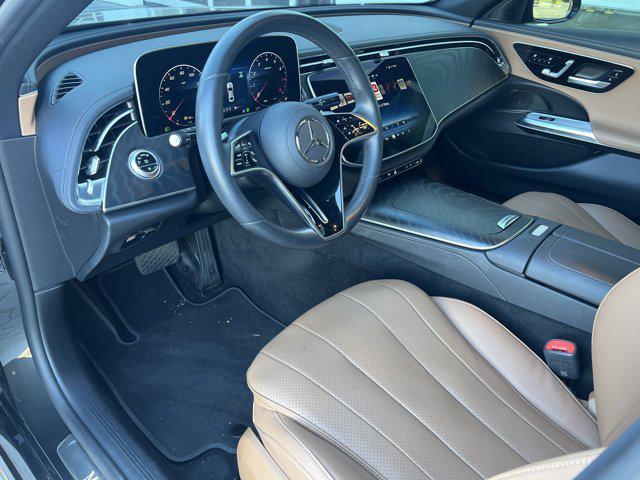 Photo of 2024 Gray Mercedes-Benz E-Class