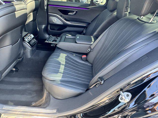 Photo of 2023 BLK/BLK-LTH Mercedes-Benz S-Class