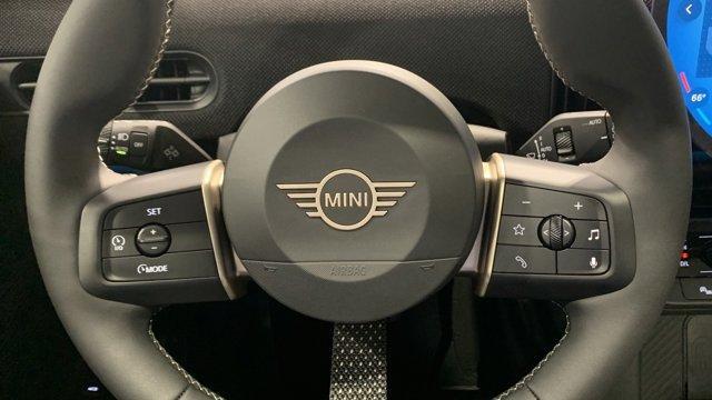 Photo of 2025 Silver MINI Hardtop