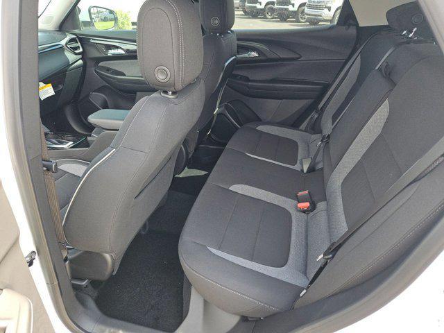 Photo of 2026 Summit White Chevrolet Trailblazer