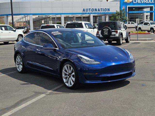 Photo of 2020 Deep Blue Metallic Tesla Model 3
