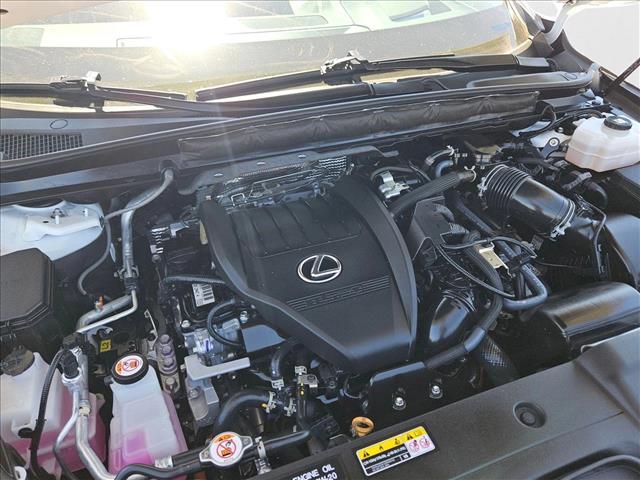 Photo of 2024 Ultra White Lexus RX 500h