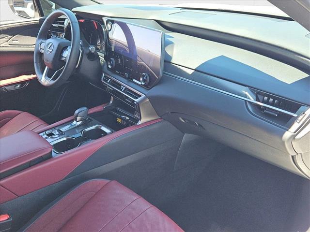 Photo of 2024 Ultra White Lexus RX 500h