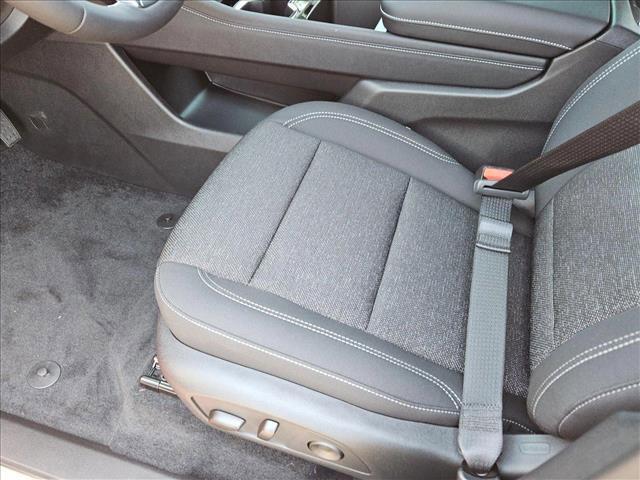 Photo of 2025 Radiant Red Tintcoat Chevrolet Traverse
