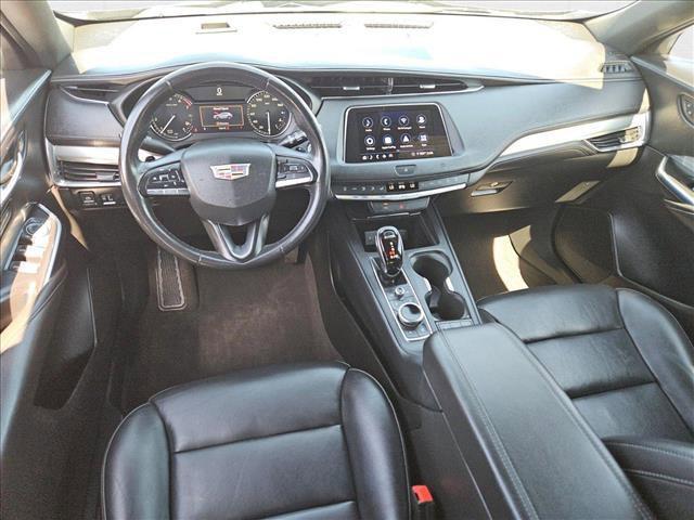 Photo of 2020 Radiant Silver Metallic Cadillac XT4