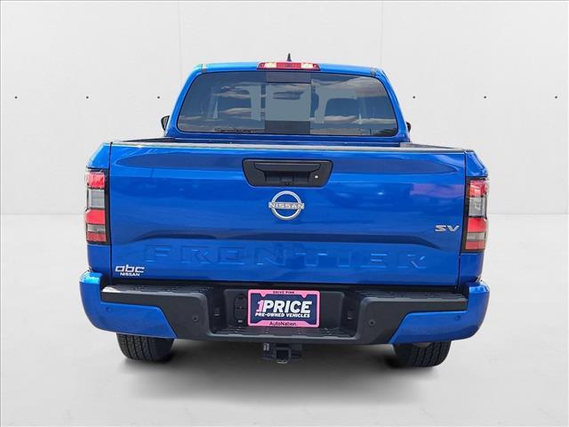 Photo of 2024 Bluestone Pearl Nissan Frontier