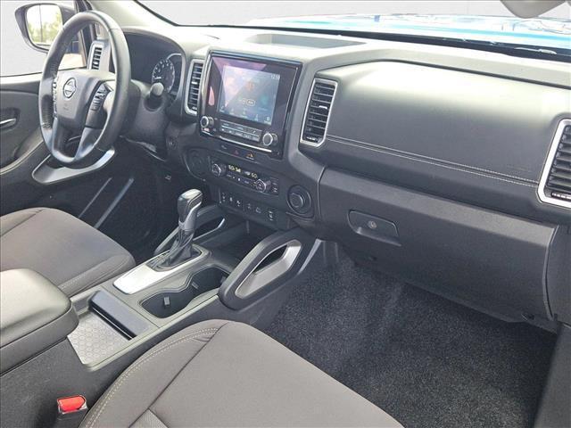 Photo of 2024 Bluestone Pearl Nissan Frontier