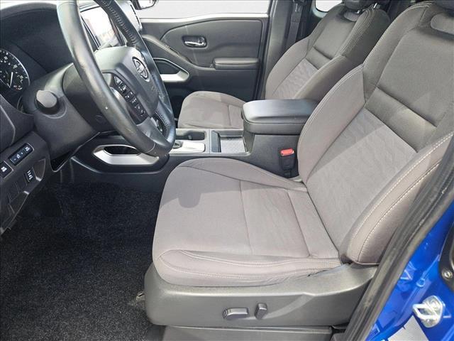 Photo of 2024 Bluestone Pearl Nissan Frontier