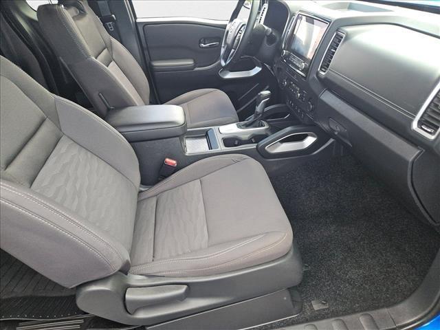 Photo of 2024 Bluestone Pearl Nissan Frontier