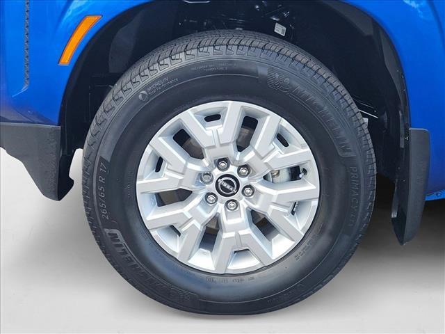 Photo of 2024 Bluestone Pearl Nissan Frontier