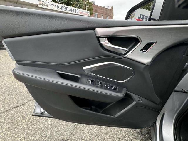 Photo of 2021 Gray Acura RDX