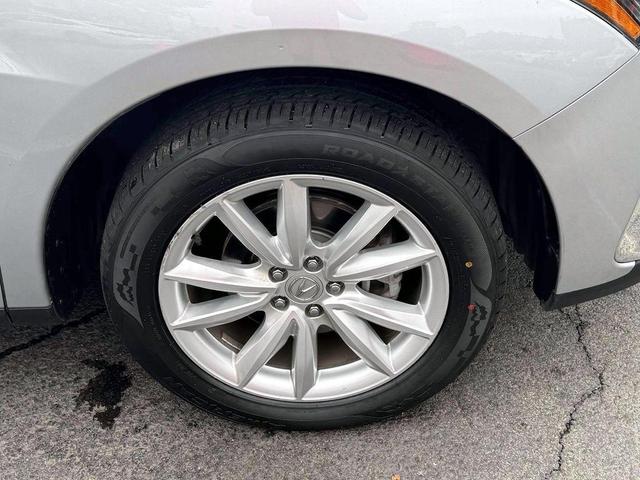 Photo of 2021 Gray Acura RDX