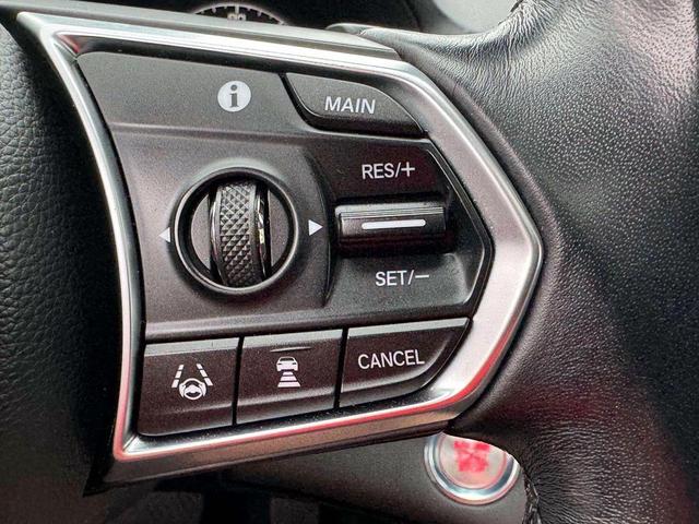 Photo of 2021 Gray Acura RDX