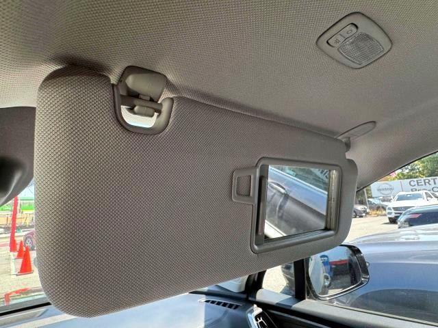Photo of 2022 Ebony Black Kia Sorento