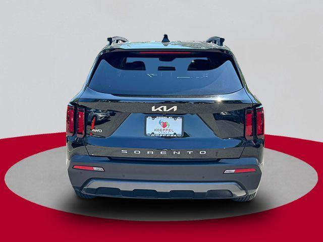 Photo of 2022 Ebony Black Kia Sorento