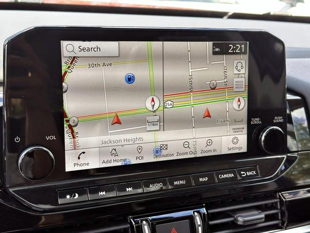 Photo of 2022 Red 2 Tone Nissan Pathfinder