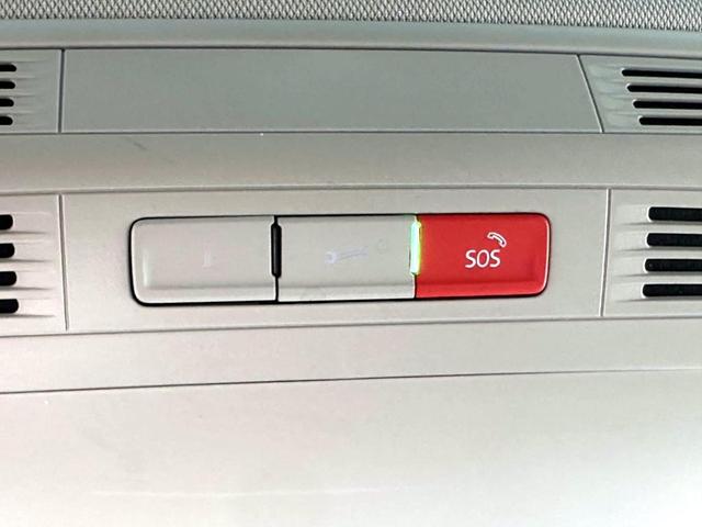 Photo of 2023 Pure Gray Volkswagen Taos