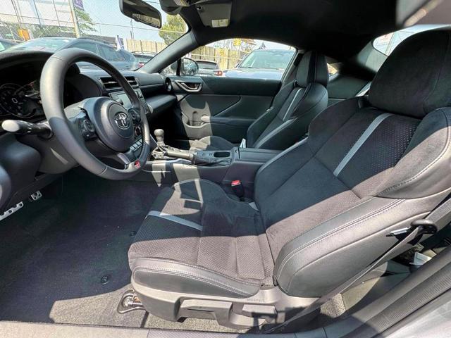 Photo of 2025 Silver Toyota GR86