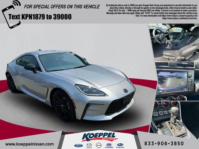 Photo of 2025 Silver Toyota GR86