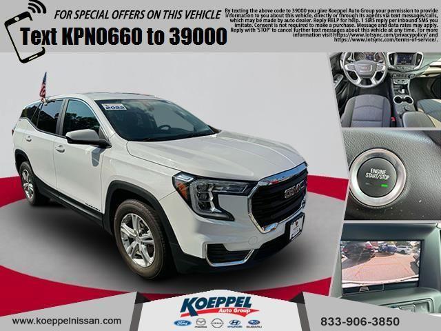 Photo of 2022 Summit White GMC Terrain