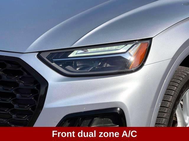 Photo of 2022 Florett Silver Metallic Audi Q5