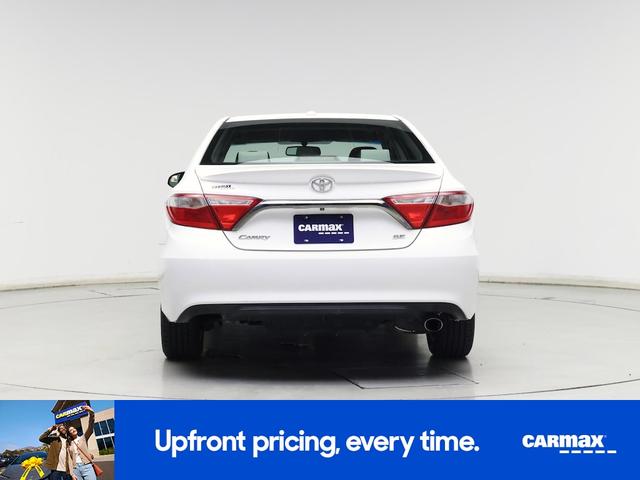 Photo of 2015 White Toyota Camry