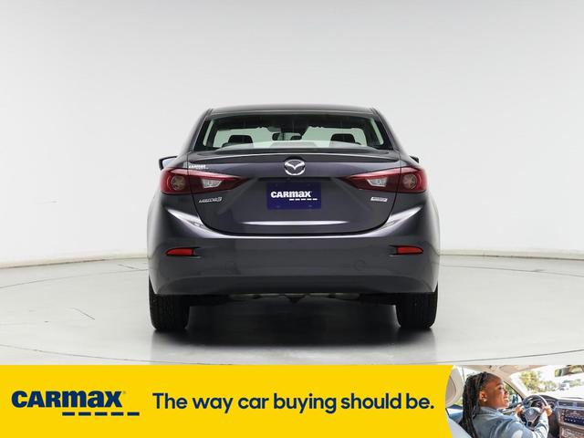 Photo of 2018 Gray Mazda Mazda3