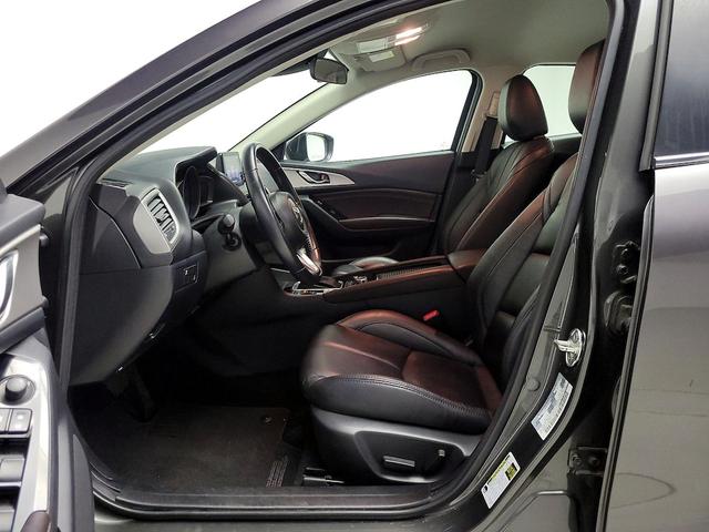 Photo of 2018 Gray Mazda Mazda3