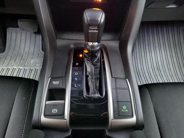 Photo of 2021 Gray Honda Civic