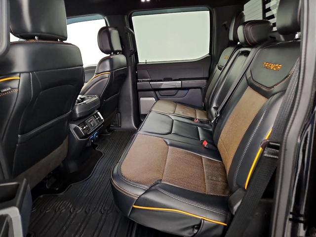 Photo of 2022 Black Ford F-150