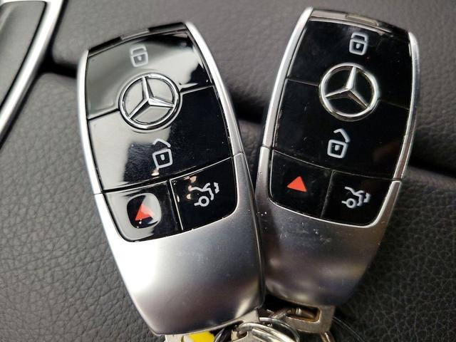 Photo of 2017 Gray Mercedes-Benz E-Class