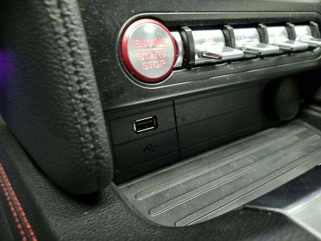 Photo of 2020 Black Ford Mustang