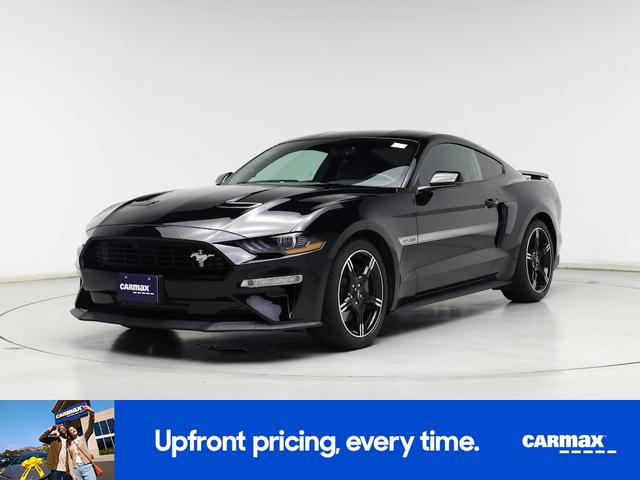 Photo of 2020 Black Ford Mustang
