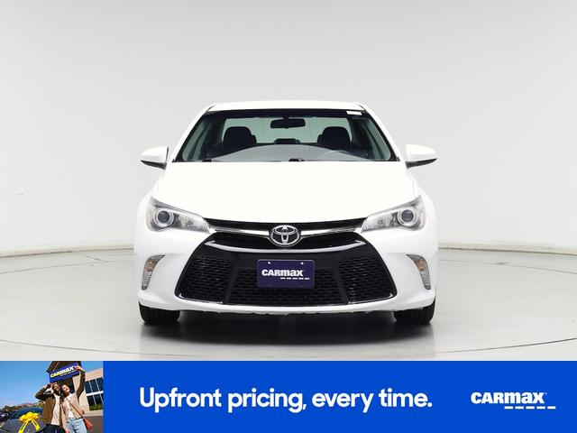 Photo of 2015 White Toyota Camry
