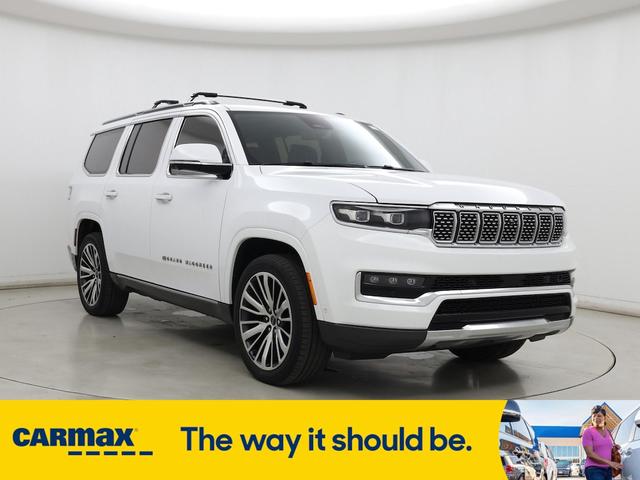 Photo of 2022 White Jeep Grand Wagoneer