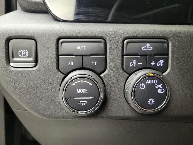 Photo of 2023 Black Chevrolet Silverado 1500