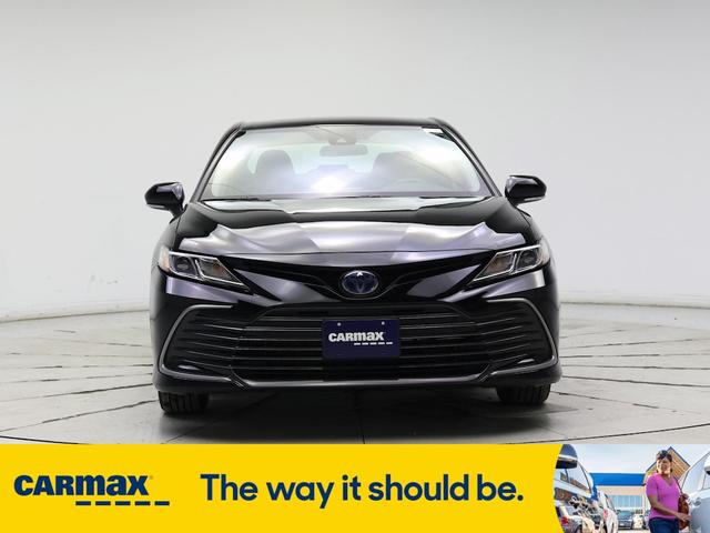Photo of 2023 Black Toyota Camry Hybrid