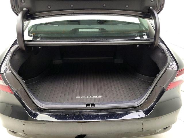 Photo of 2023 Black Toyota Camry Hybrid