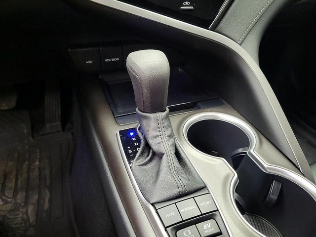 Photo of 2023 Black Toyota Camry Hybrid