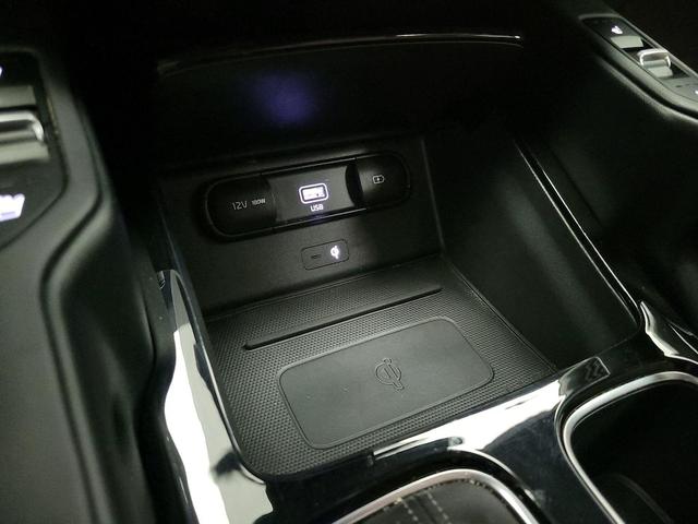 Photo of 2021 Black Kia Telluride