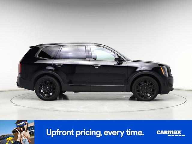 Photo of 2021 Black Kia Telluride