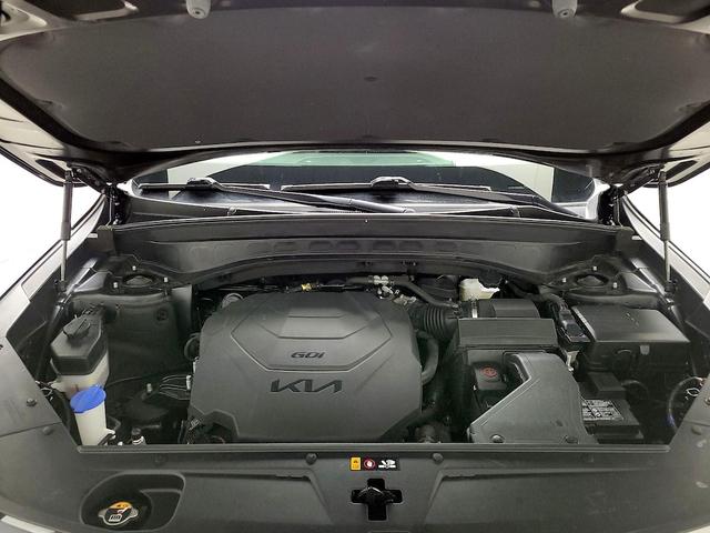 Photo of 2021 Black Kia Telluride