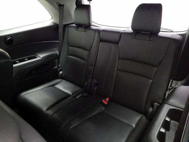 Photo of 2019 Gray Honda Pilot