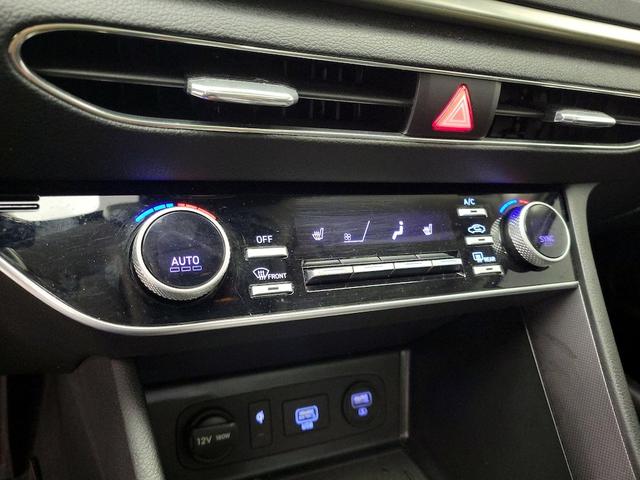 Photo of 2022 Black Hyundai SONATA