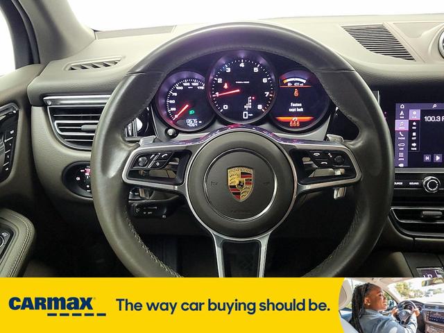Photo of 2021 White Porsche Macan