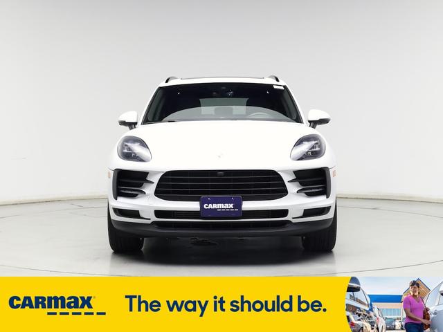 Photo of 2021 White Porsche Macan