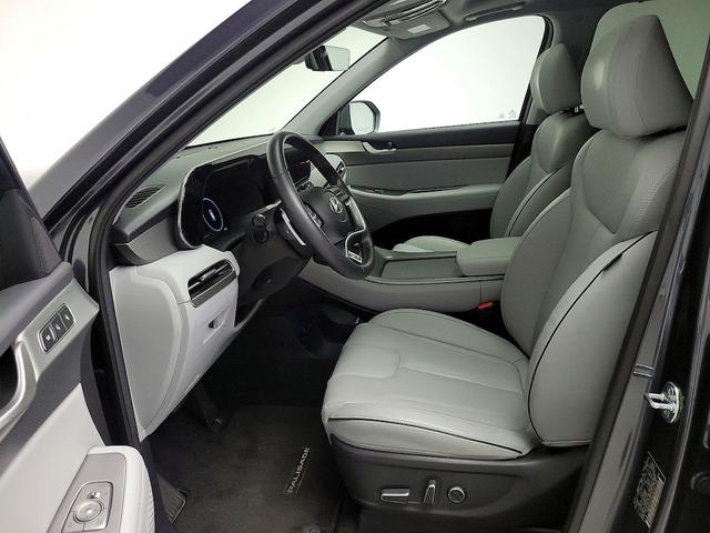 Photo of 2024 Gray Hyundai PALISADE