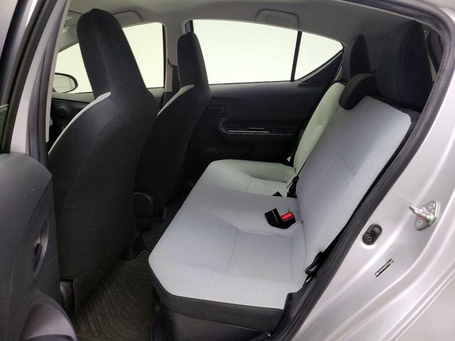 Photo of 2015 Silver Toyota Prius c