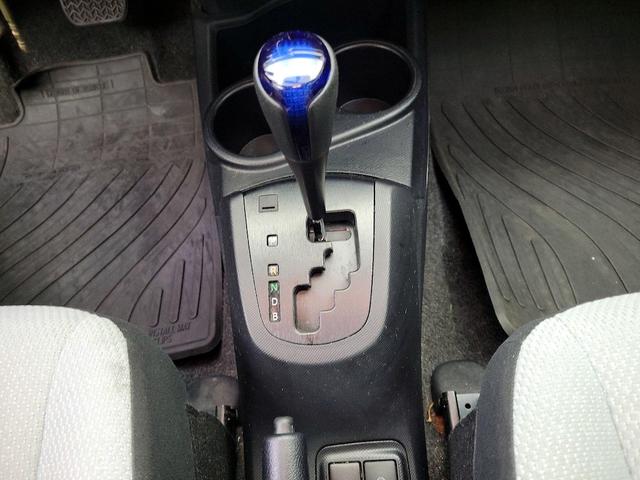 Photo of 2015 Silver Toyota Prius c