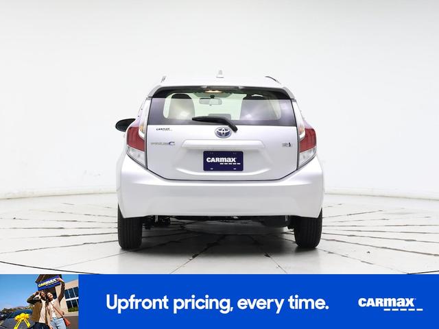 Photo of 2015 Silver Toyota Prius c